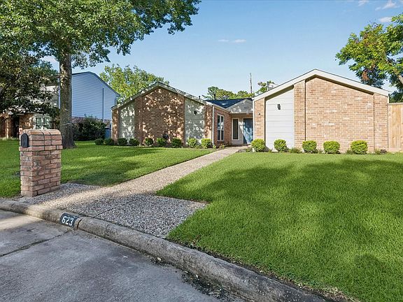 3rd image of 623 Sancroft Ct