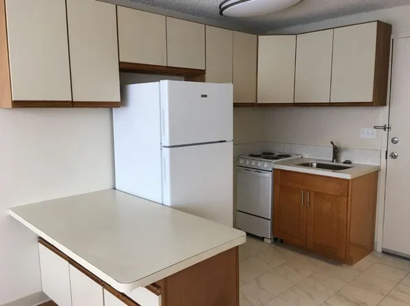 1560 Kanunu St, Honolulu, HI