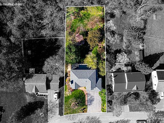 3rd image of 1077 Fiddlers Rd