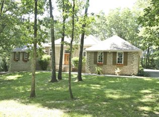 2703 W Pebble Creek Dr, Nixa, MO 65714