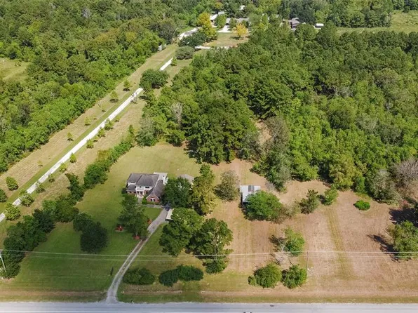 7716 Highway 321, Dayton, TX 77535