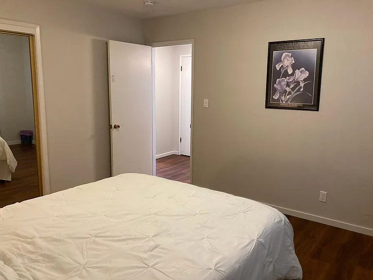 1691 Ontario Dr #3 — Photo 6