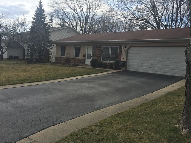 1st image of 105 Hobble Bush Dr