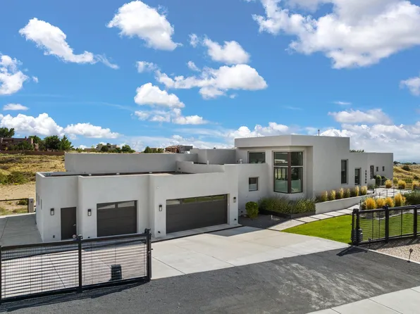 12120 Palomas Ave NE, Albuquerque, NM 87122