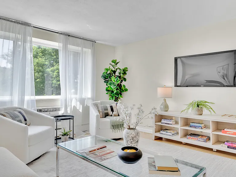 197 Kent St #35 — Photo 2