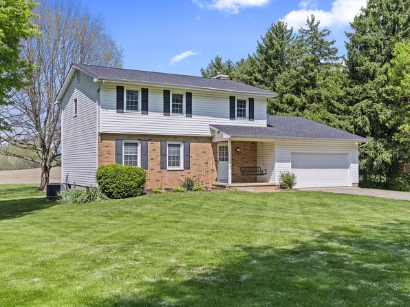 6790 Winchester Rd NW, Carroll, OH 43112