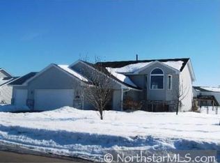 3572 Kahler Dr NE, Saint Michael, MN 55376