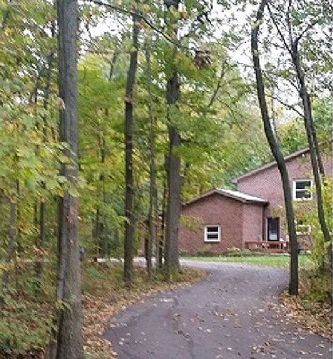 Approach from driveway  