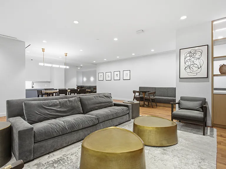 200 Montague St #15E — Photo 13