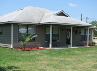 99 Sanchez St, Victoria, TX 77901