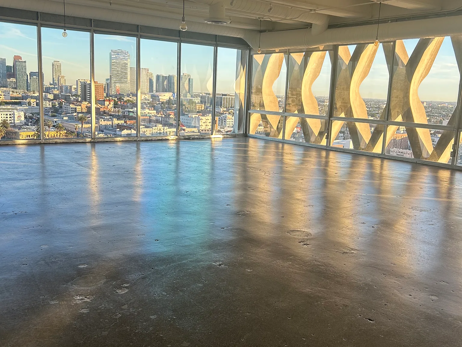 Studio, 1550 sqft, $4,200 — Photo 3