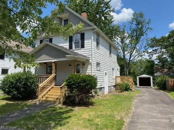 218 Dickey Ave NW, Warren, OH 44485