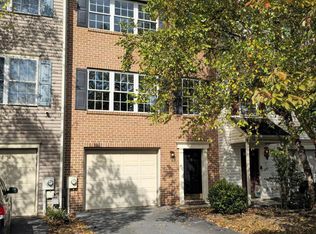 27 Fiser Ln, Martinsburg, WV 25404
