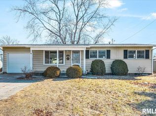 5810 N Hamilton Rd, Peoria, IL 61614