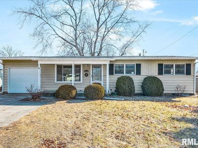 5810 N Hamilton Rd, Peoria, IL, 61614