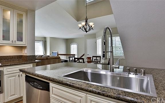 2nd image of 194 Sandcastle