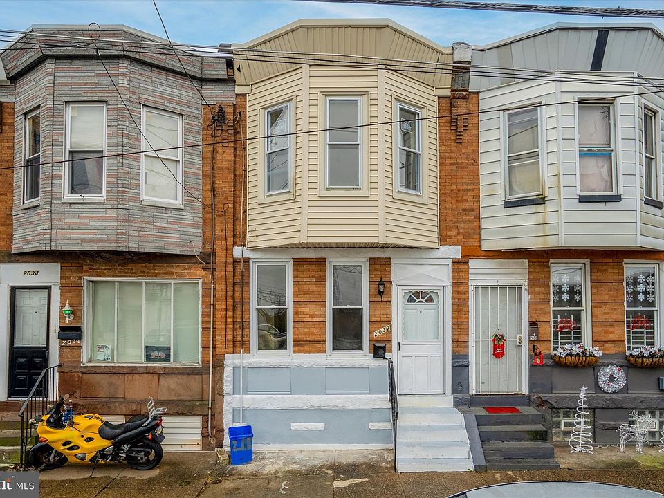 1st image of 2032 E Glenwood Ave