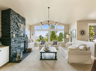 3122 NW Colonial Dr, Bend, OR 97703