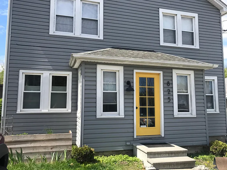 Shared front entrance