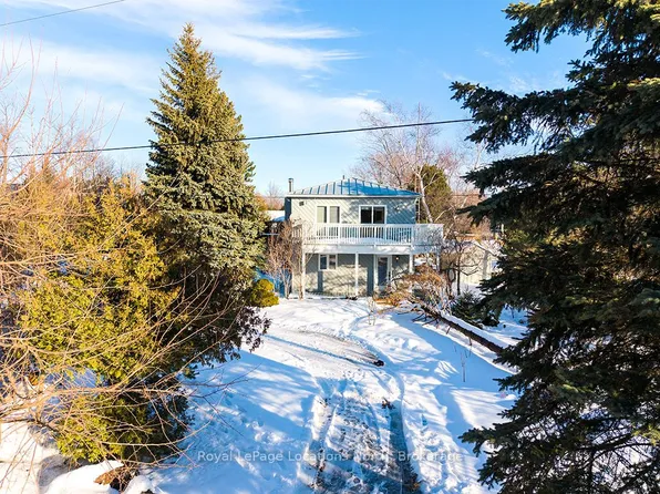 102 Fraser Cres, The Blue Mountains, ON L9Y 0M8