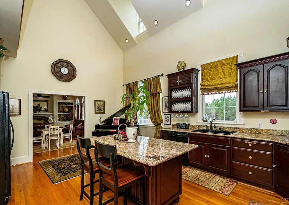 574 Old Kings Rd, Drakes Branch, VA 23937 Zillow