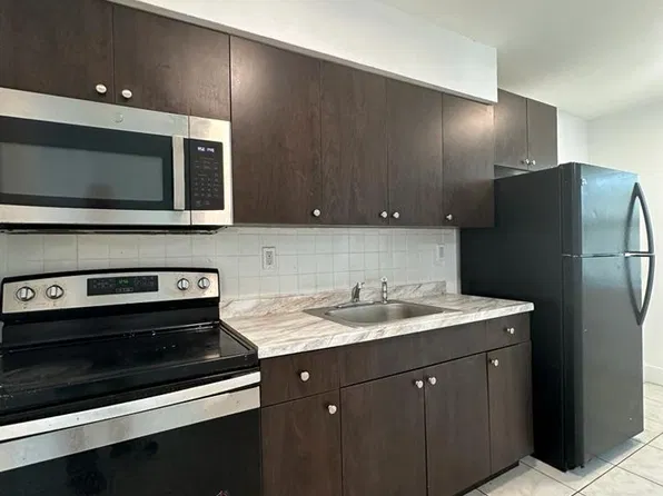 Welcome to Our Charming 2-Bedroom and 1-Bathroom Aparments, 15940 NE 19th Pl #15960-3, Miami, FL 33162