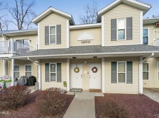 1906 Cambridge Manor Drive, Schenectady, NY 12302