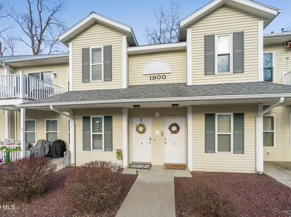 1906 Cambridge Manor Drive, Schenectady, NY 12302