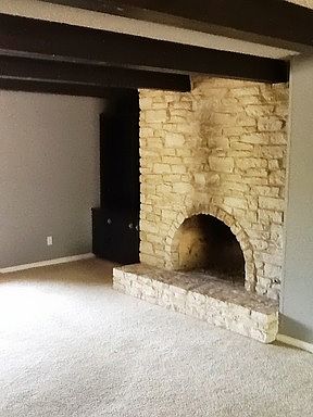 4th image of 1910A Woodland Ave