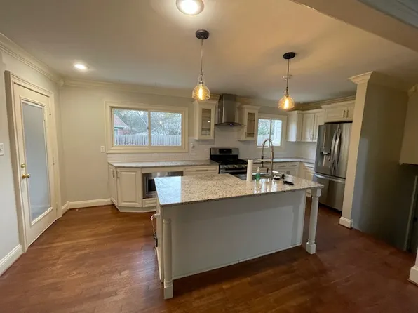 3223 Vanderbilt Ln NW, Atlanta, GA 30318