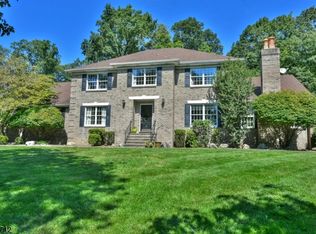 99 Kohout Dr, Mahwah, NJ 07430