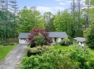 8 Wolven Ln, Woodstock, NY 12498
