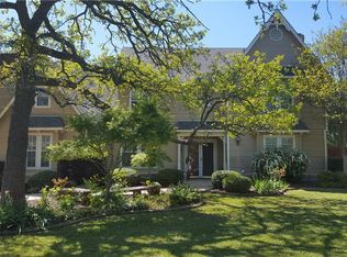 410 Simmons Rd, Double Oak, TX 75077