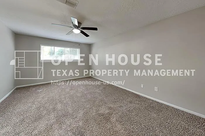 1954 Round Spring Dr — Photo 8