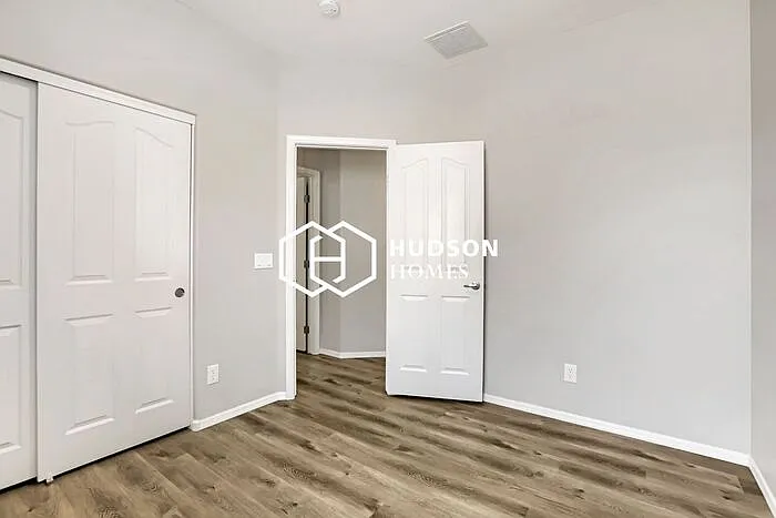 8984 W Bremen St — Photo 21
