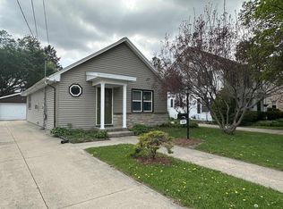 605 E South St, Beaver Dam, WI 53916