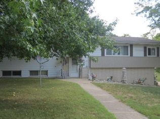 135 Paras Hill Dr, Hartford, MI 49057