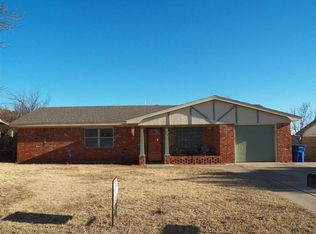 152 Ridgecrest Dr, Duncan, OK 73533
