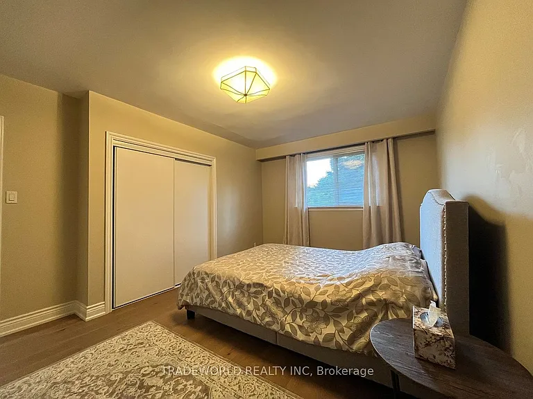 201 Hendon Ave #MAIN FLOOR — Photo 12