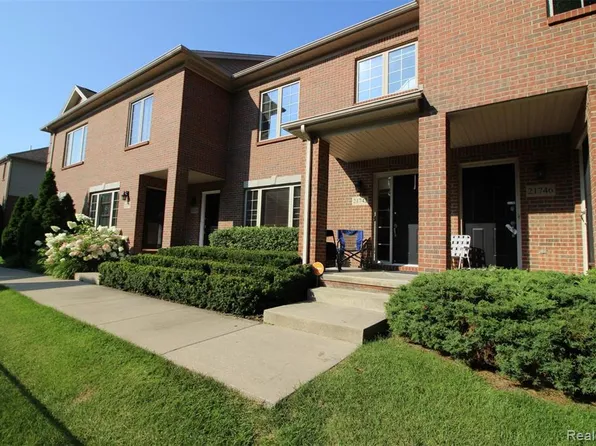 21734 Garrison St #8, Dearborn, MI 48124