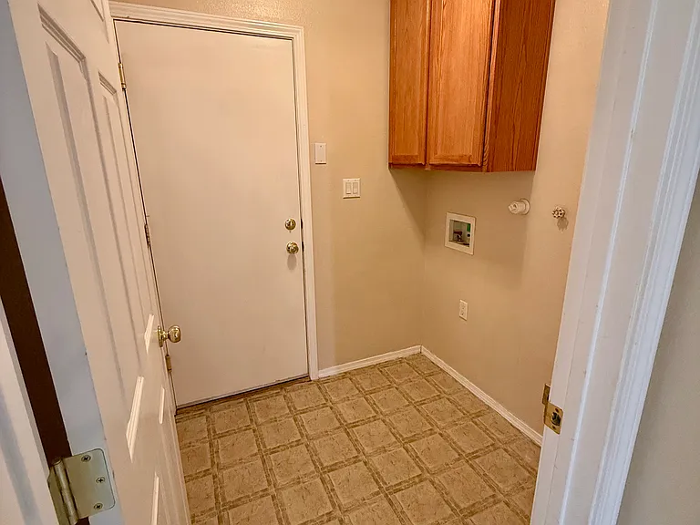 5511 Payson Ct NW — Photo 12
