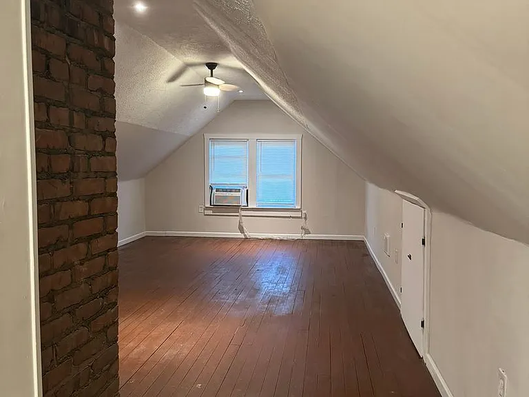 2068 Waterbury Rd — Photo 21