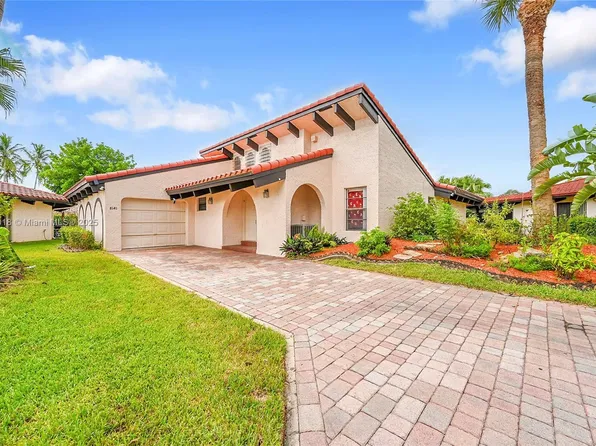 8141 Pine Cir #54, Tamarac, FL 33321