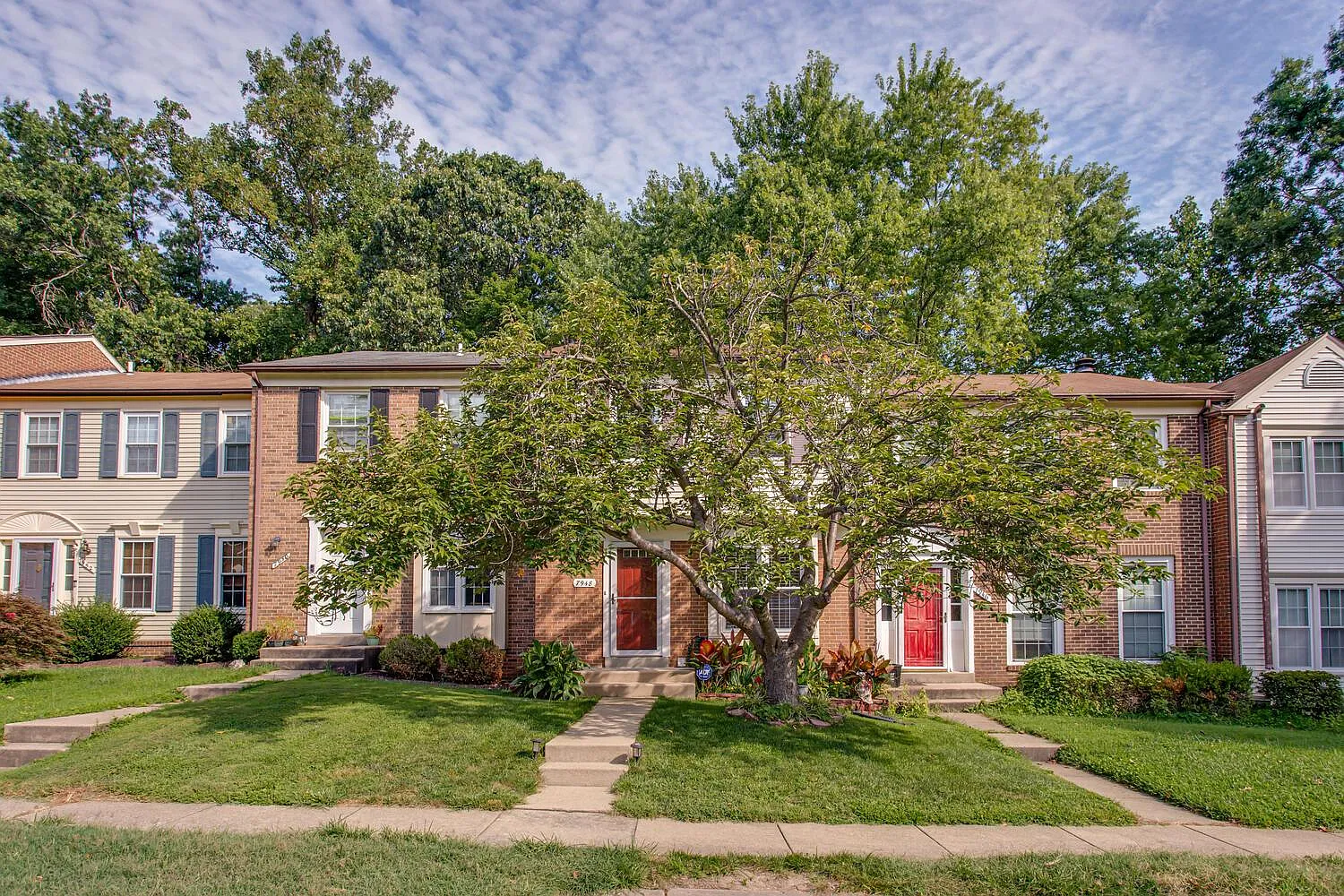3 bed, 2.5 bath, 1083 sqft, $2,850 — Photo 1