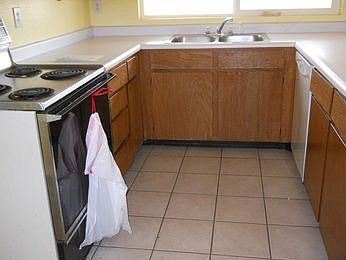 2nd image of 1006 W Montoya Ln