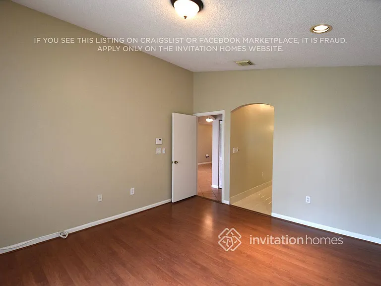 16565 NW 6th St — Photo 8