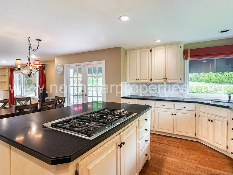 16754 Quail Ct — Photo 21