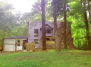 694 State Rd, Coopersburg, PA 18036