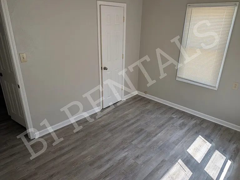 742 S Obrien St — Photo 4