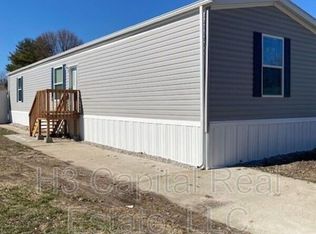 524 Chickadee St, Troy, IL 62294